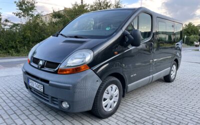 RENAULT TRAFIC 9 OSOBOWY